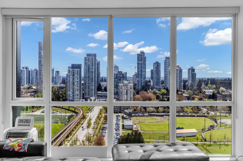 2404 10777 UNIVERSITY DRIVE - photo 2 of 25