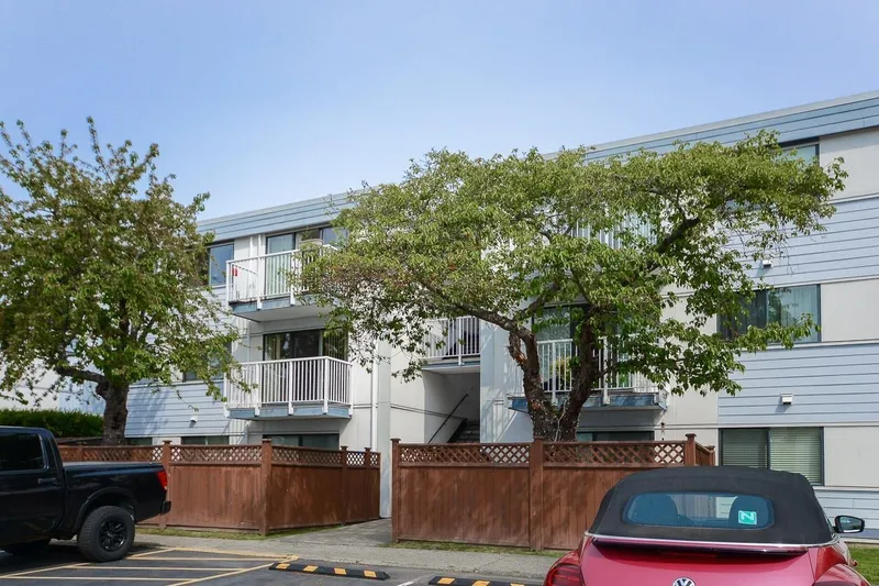 201 7200 LINDSAY ROAD - photo 1 of 18