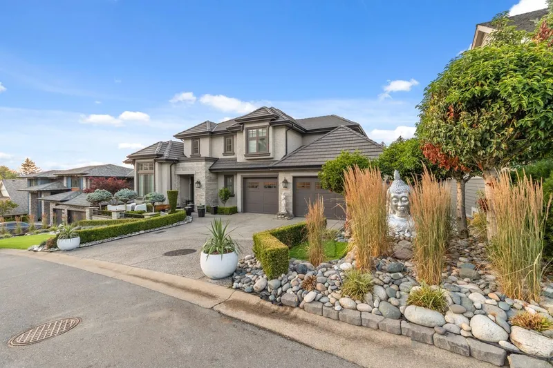 2736 AQUILA DRIVE - photo 2 of 25