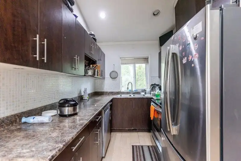 12769 114B AVENUE - photo 3 of 23