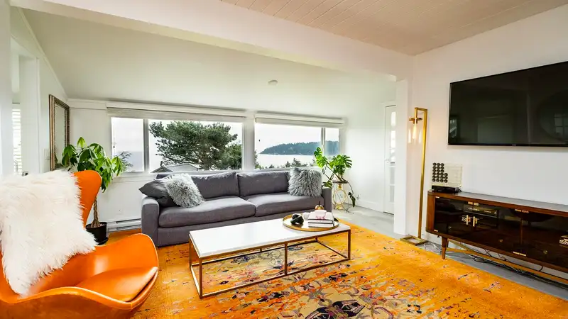 6221 SUNSHINE COAST HIGHWAY - photo 3 of 40