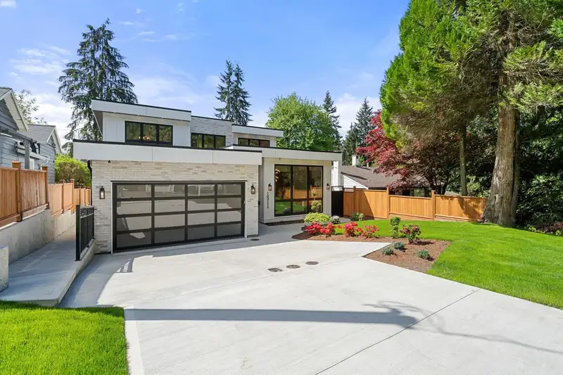 1511 BURRILL AVENUE - photo 4 of 39