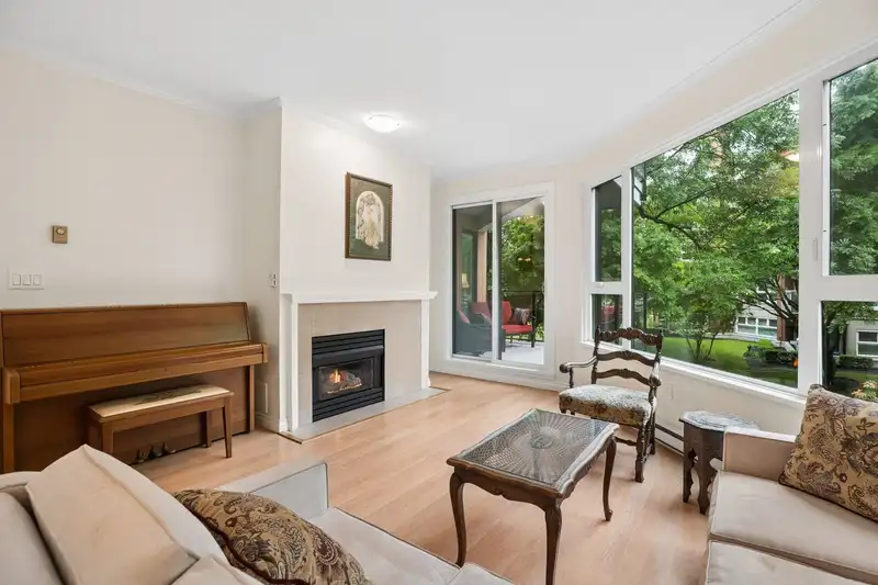 225 1150 QUAYSIDE DRIVE - photo 3 of 30