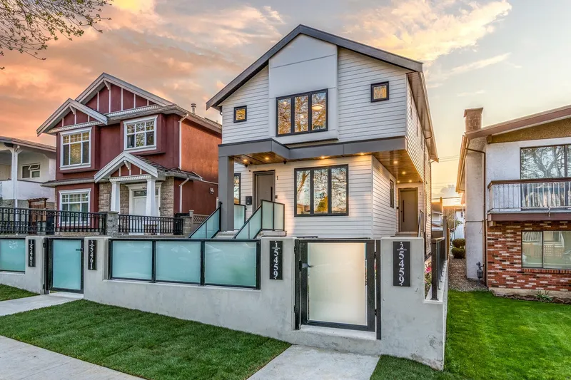 1 5459 RHODES STREET - photo 1 of 25