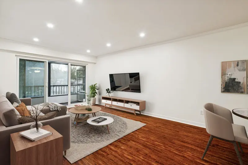 111 3787 W 4TH AVENUE - photo 3 of 25