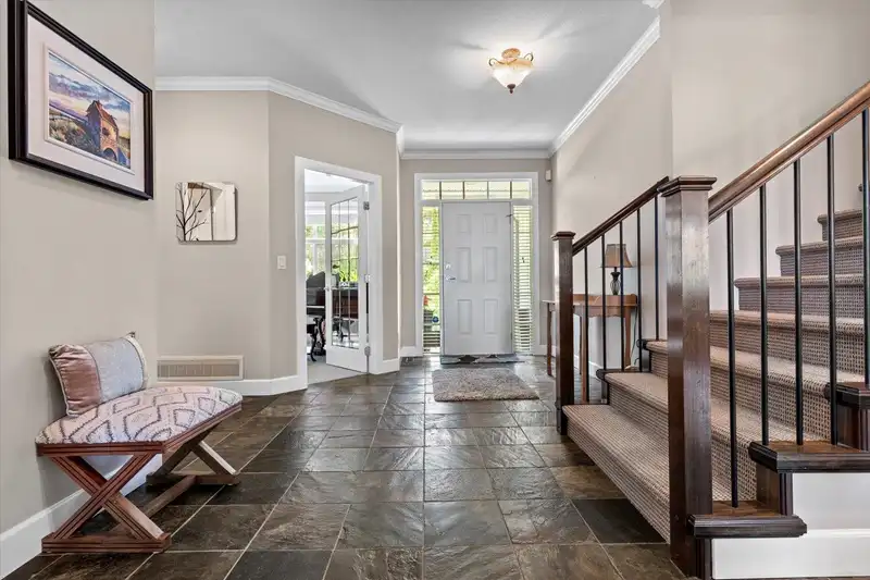 4 3532 MCKINLEY DRIVE - photo 2 of 33