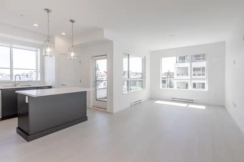 B403 20834 80 AVENUE - photo 4 of 39
