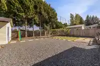 5052 205B STREET - thumbnail 20