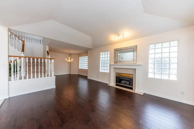 5 7955 122 STREET - photo 1 of 28