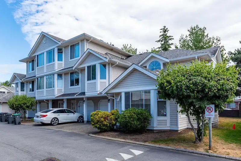 5 7955 122 STREET - photo 3 of 28