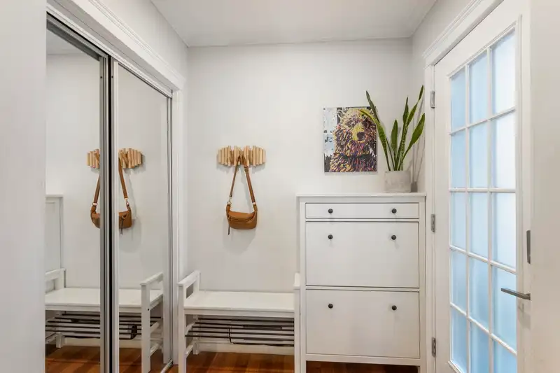 1743 FRANCES STREET - photo 3 of 40