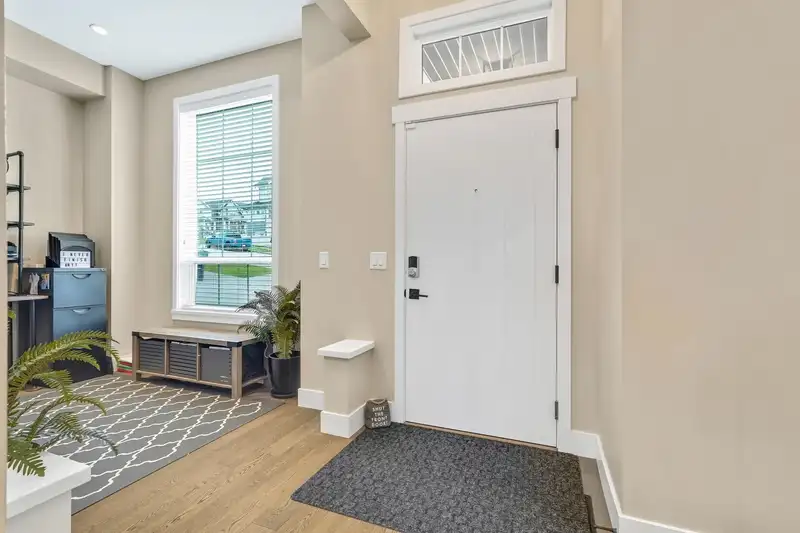 2135 165 STREET - photo 4 of 40