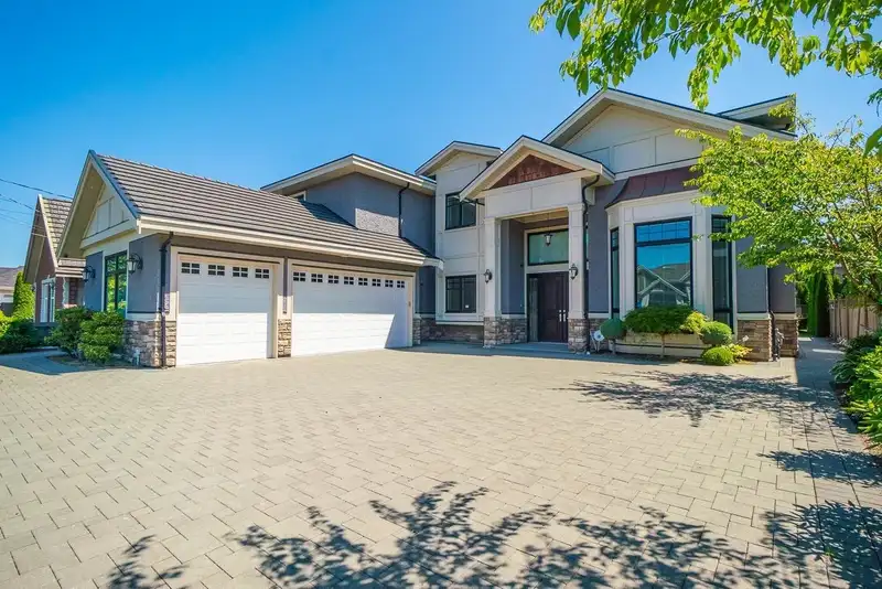 9820 GILHURST CRESCENT - photo 1 of 9
