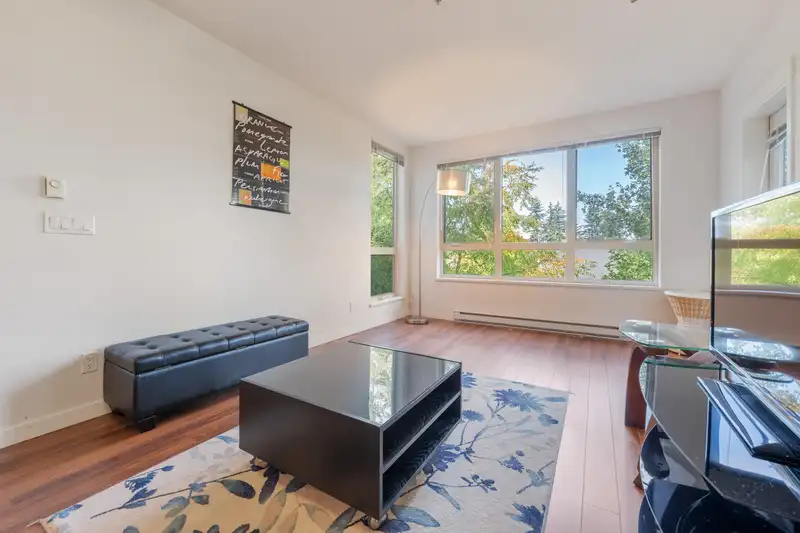 311 15918 26 AVENUE - photo 3 of 38