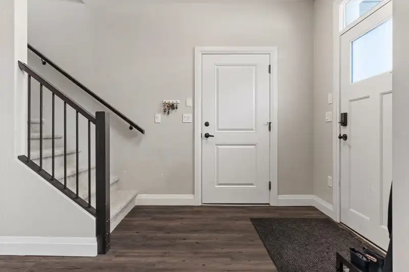 10213 KENT ROAD - photo 3 of 29