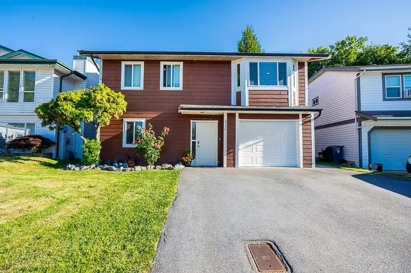 3356 270A STREET - photo 1 of 36
