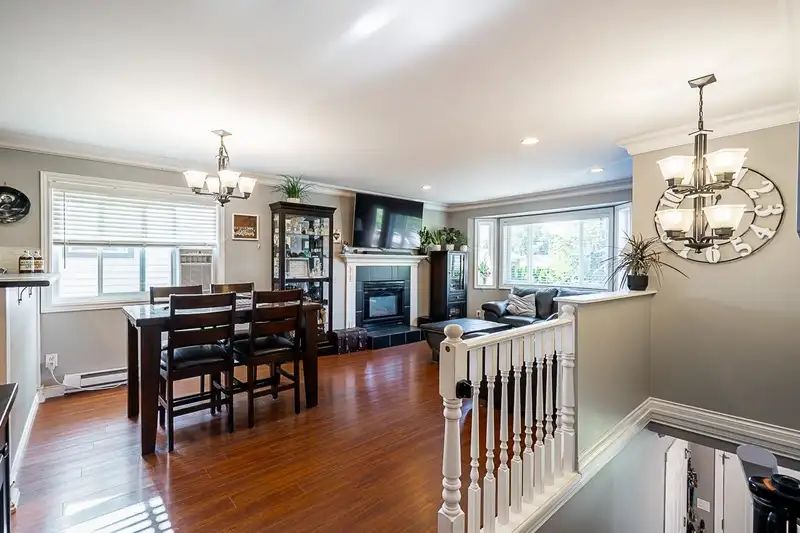 3356 270A STREET - photo 4 of 36
