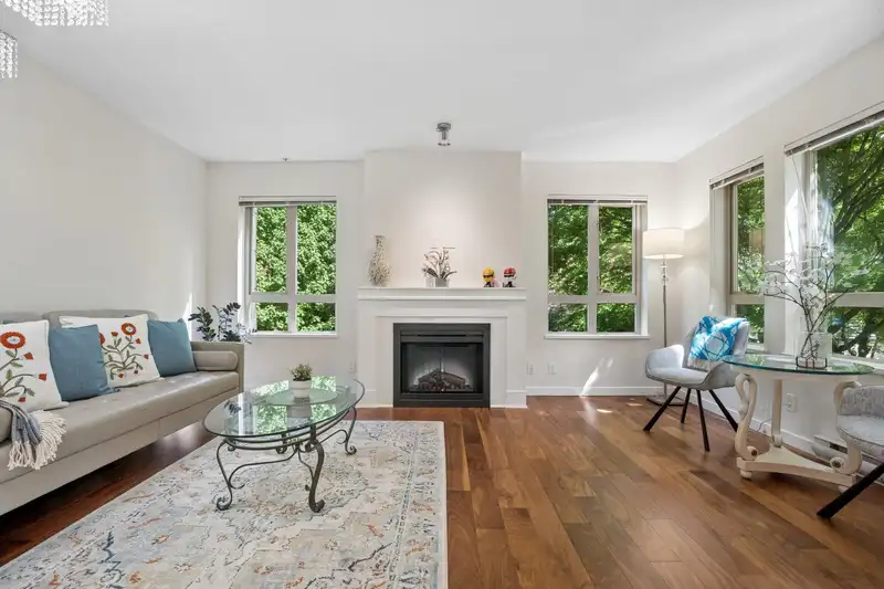 206 3097 LINCOLN AVENUE - photo 1 of 39