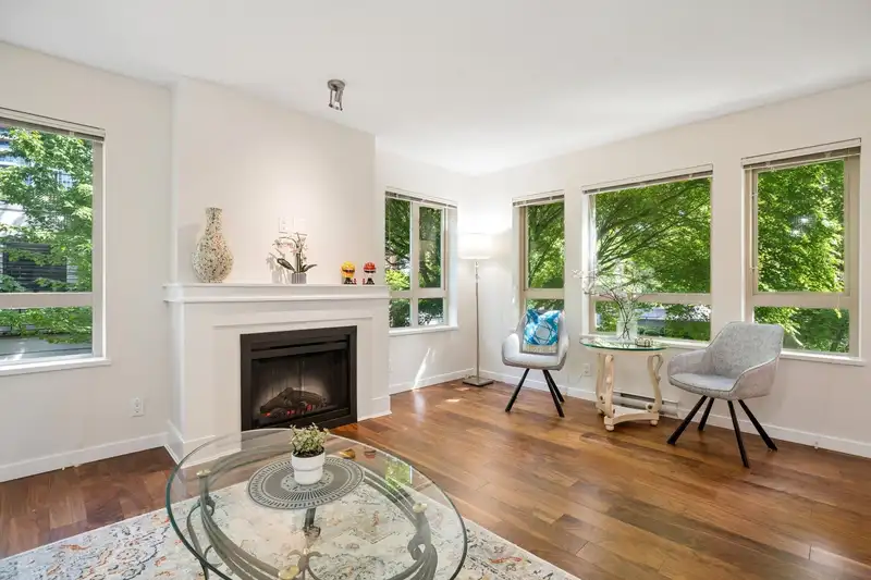 206 3097 LINCOLN AVENUE - photo 4 of 39