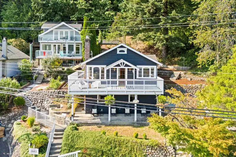 2689 PANORAMA DRIVE - photo 3 of 40