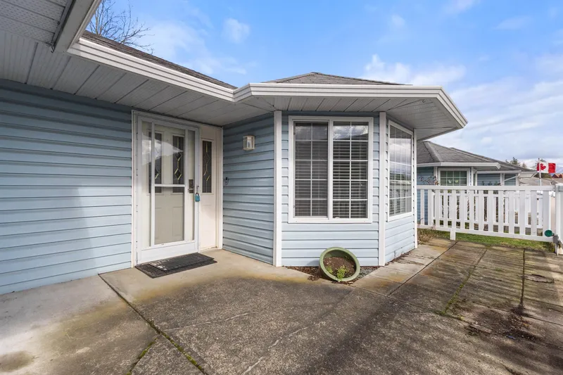 8 1450 MCCALLUM ROAD - photo 4 of 25