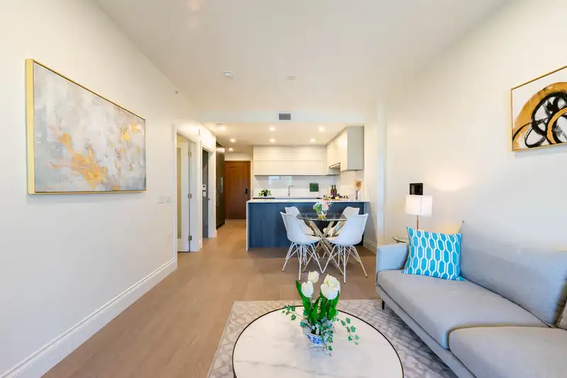 403 2105 W 46TH AVENUE - photo 4 of 40