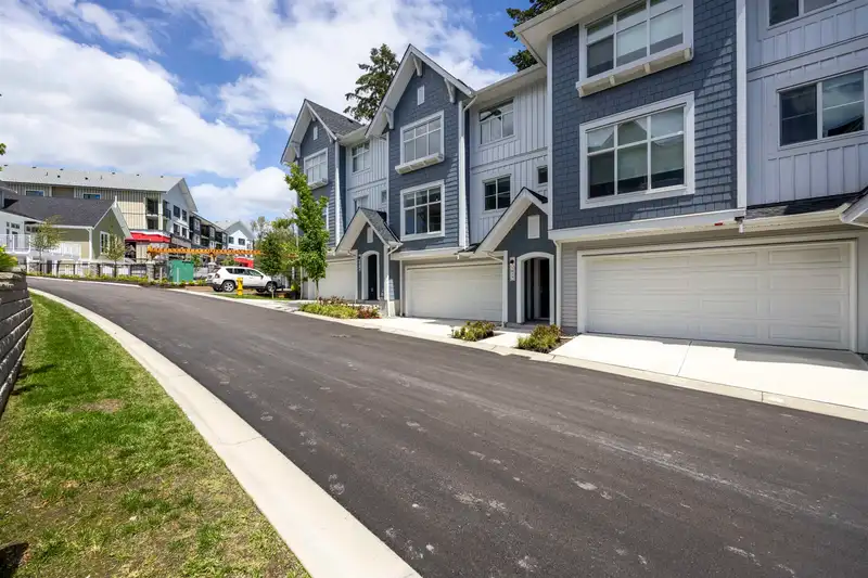 1017 11280 PAZARENA PLACE - photo 2 of 27