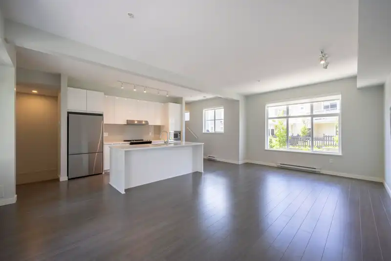 1017 11280 PAZARENA PLACE - photo 4 of 27