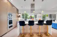 440 W QUEENS ROAD - thumbnail 7