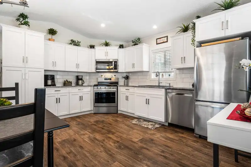 26 6035 VEDDER ROAD - photo 1 of 25