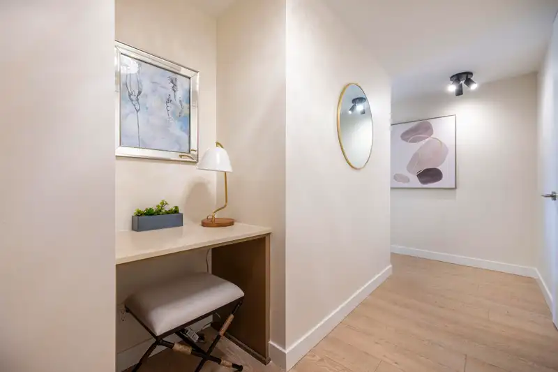 508 111 E 1ST AVENUE - photo 3 of 18