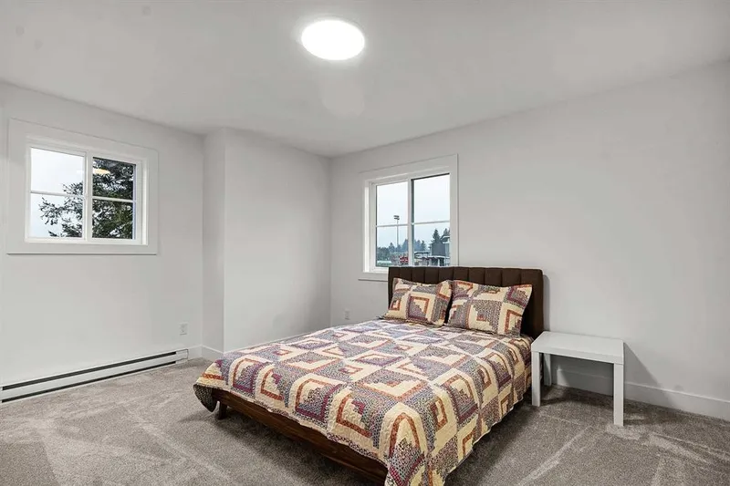 6 2360 CRESCENT WAY - photo 3 of 25