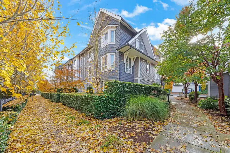 79 8438 207A STREET - photo 1 of 29