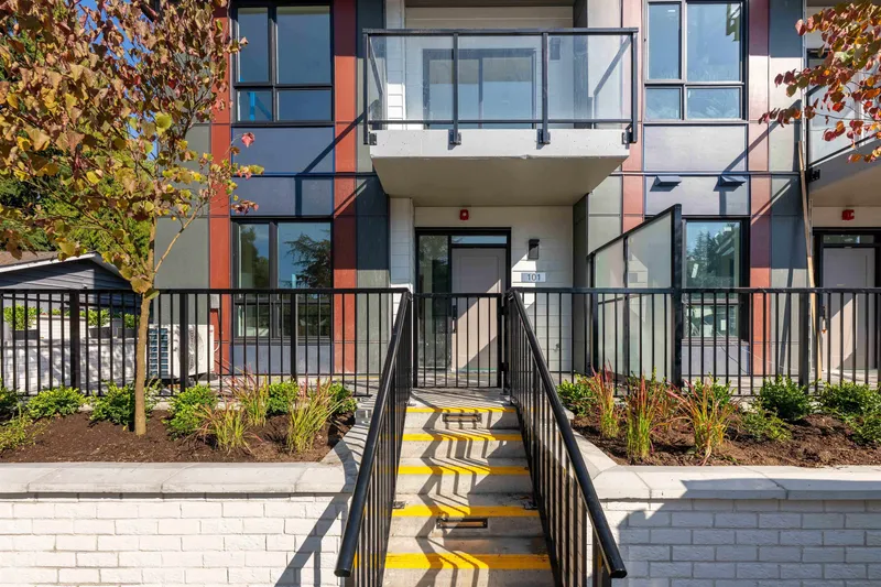 109 5398 207 STREET - photo 2 of 18