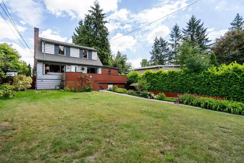 3554 HASTINGS STREET - photo 2 of 40