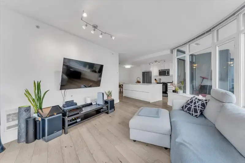 2601 898 CARNARVON STREET - photo 4 of 26