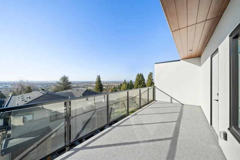 1 4558 PORTLAND STREET - photo 1 of 25