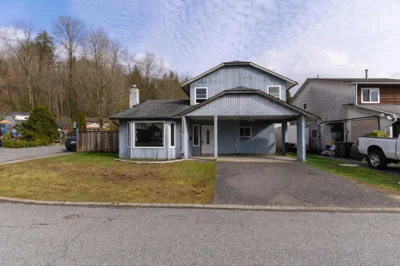 1298 NOVAK DRIVE - photo 2 of 25