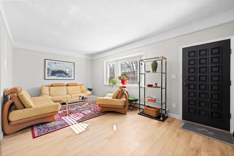 3099 W 6TH AVENUE - photo 4 of 23