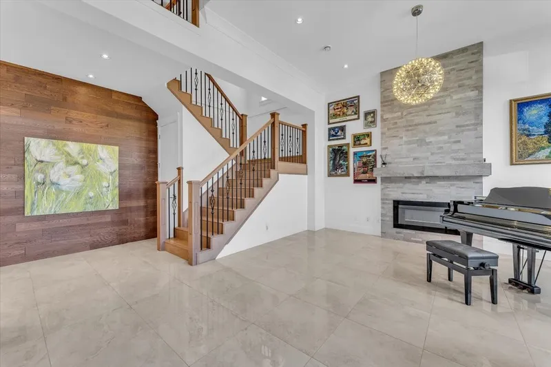 2268 LATIMER AVENUE - photo 3 of 25