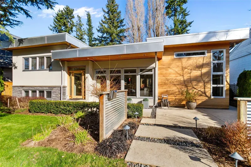 2660 127 STREET - photo 2 of 25