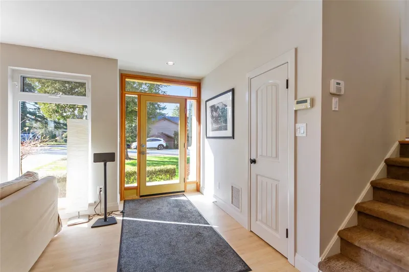 2660 127 STREET - photo 4 of 25