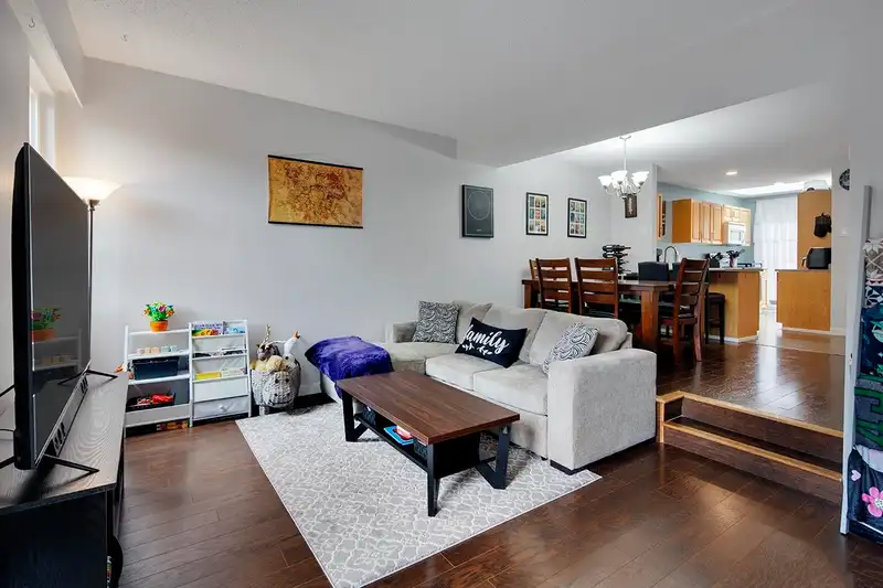 3 19022 119B AVENUE - photo 1 of 28