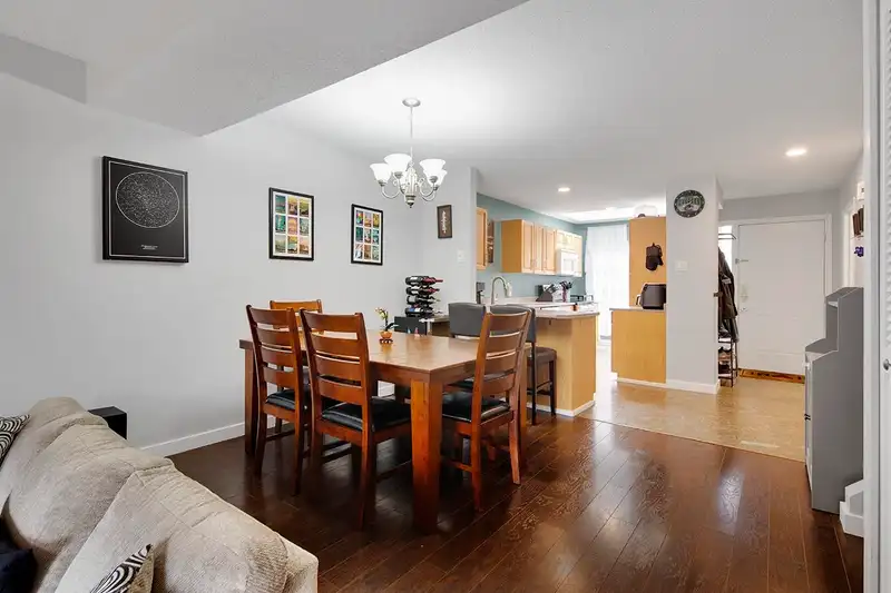 3 19022 119B AVENUE - photo 4 of 28