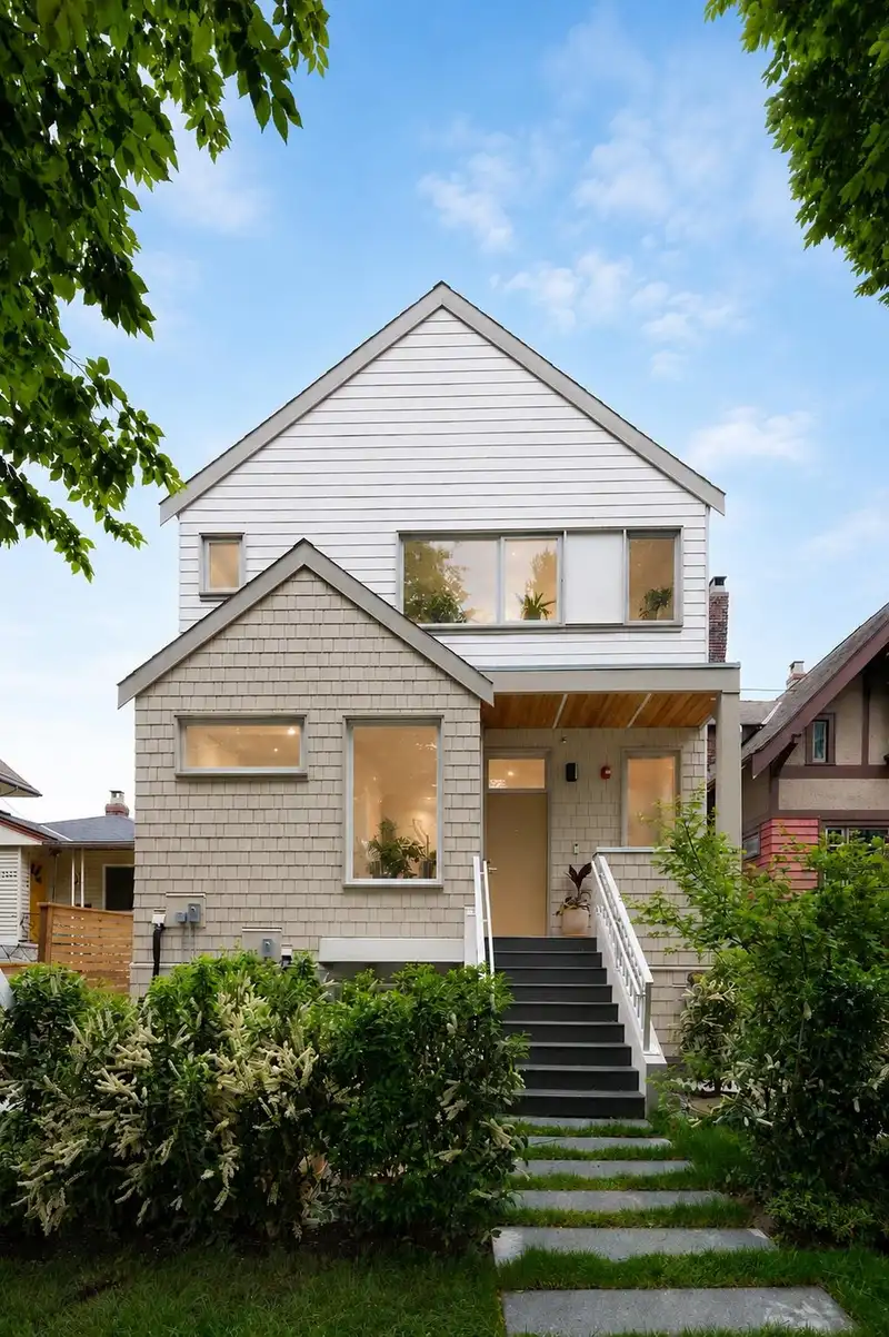 1 595 E 49TH AVENUE - photo 1 of 19
