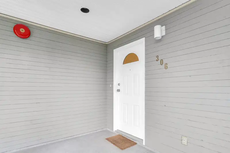306 2733 ATLIN PLACE - photo 2 of 30