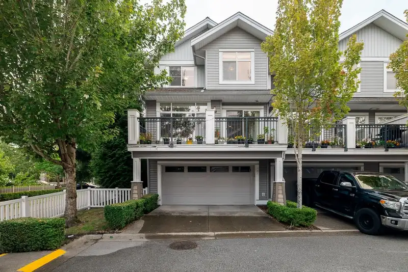 37 19330 69 AVENUE - photo 1 of 39