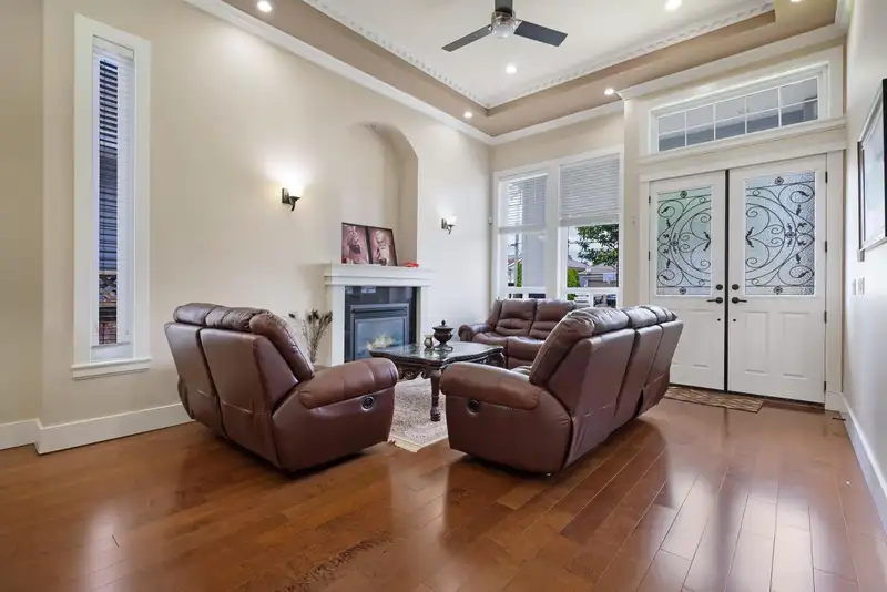 11438 81A AVENUE - photo 2 of 28