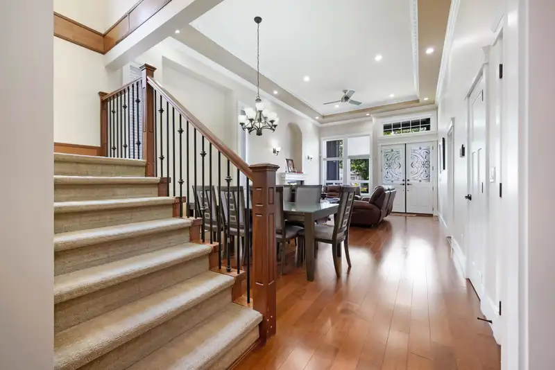 11438 81A AVENUE - photo 4 of 28
