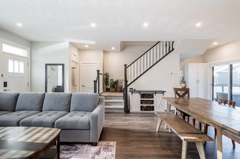 13 34121 GEORGE FERGUSON WAY - photo 4 of 35